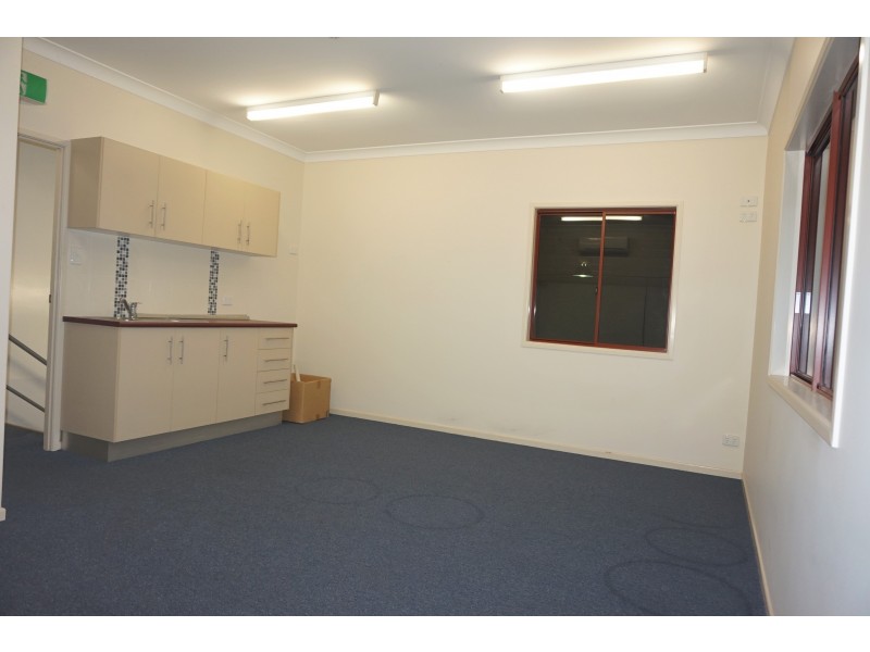 2/52 Margaret Vella Drive, Paget QLD 4740