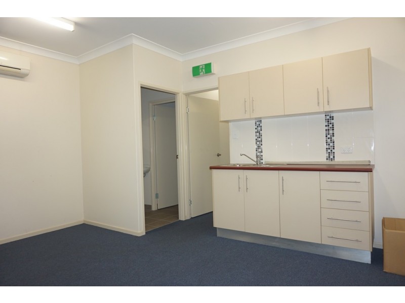 2/52 Margaret Vella Drive, Paget QLD 4740
