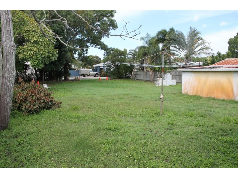 208 Slade Point Road, Slade Point QLD 4740