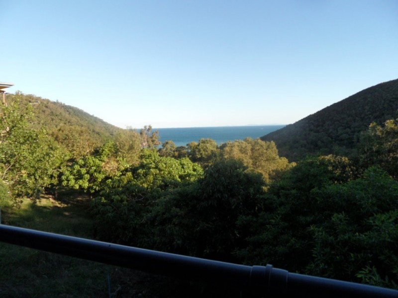 12 Coral Passage Drive, Keswick Island, Mackay QLD 4740