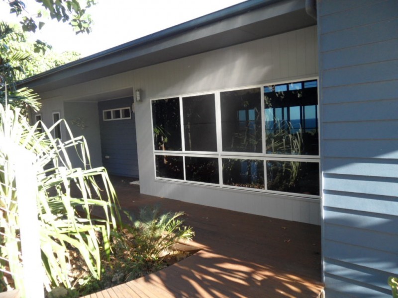 12 Coral Passage Drive, Keswick Island, Mackay QLD 4740