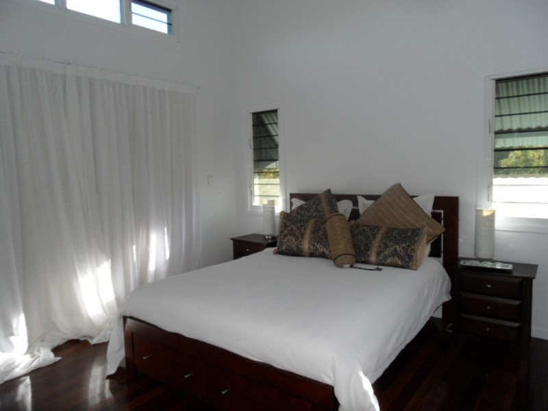 12 Coral Passage Drive, Keswick Island, Mackay QLD 4740