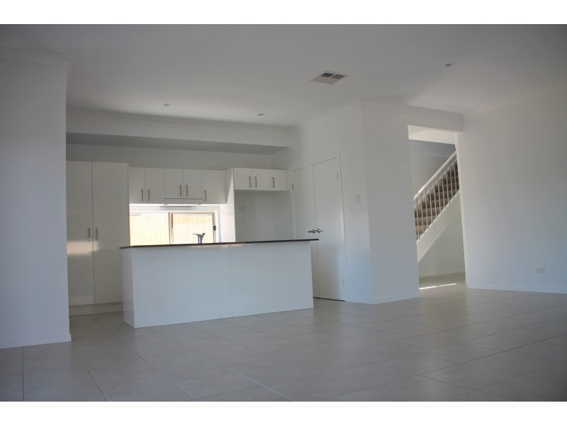 16 Vaucluse Crescent, East Mackay QLD 4740