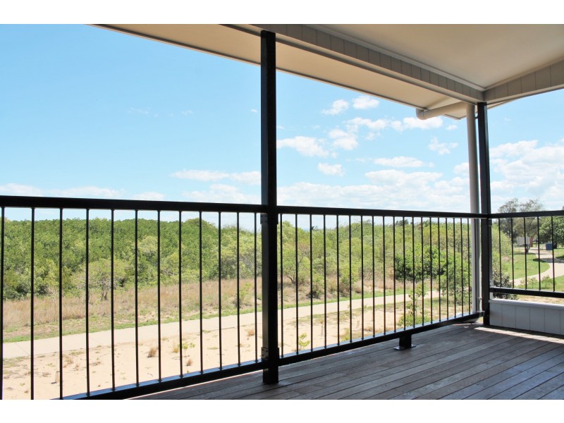 16 Vaucluse Crescent, East Mackay QLD 4740