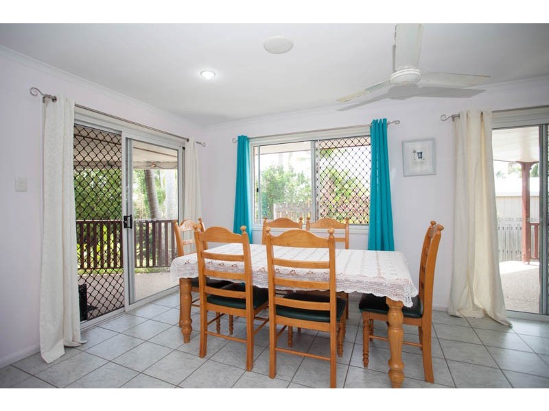 4 Ryan Court, Rural View QLD 4740