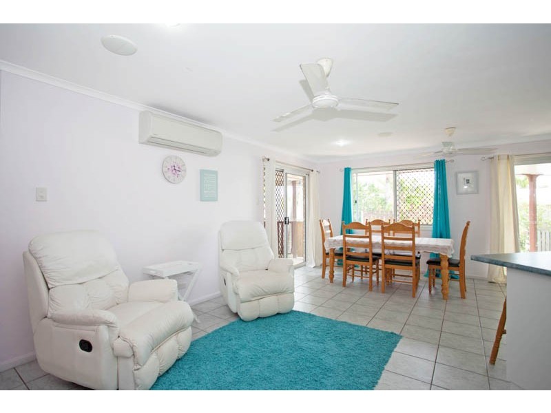 4 Ryan Court, Rural View QLD 4740