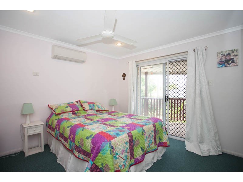 4 Ryan Court, Rural View QLD 4740