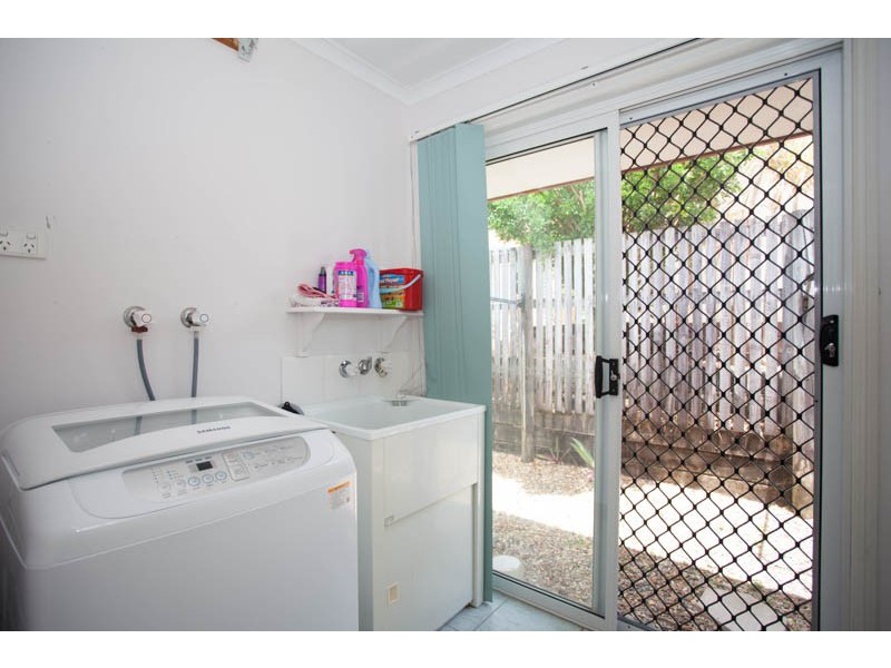 4 Ryan Court, Rural View QLD 4740