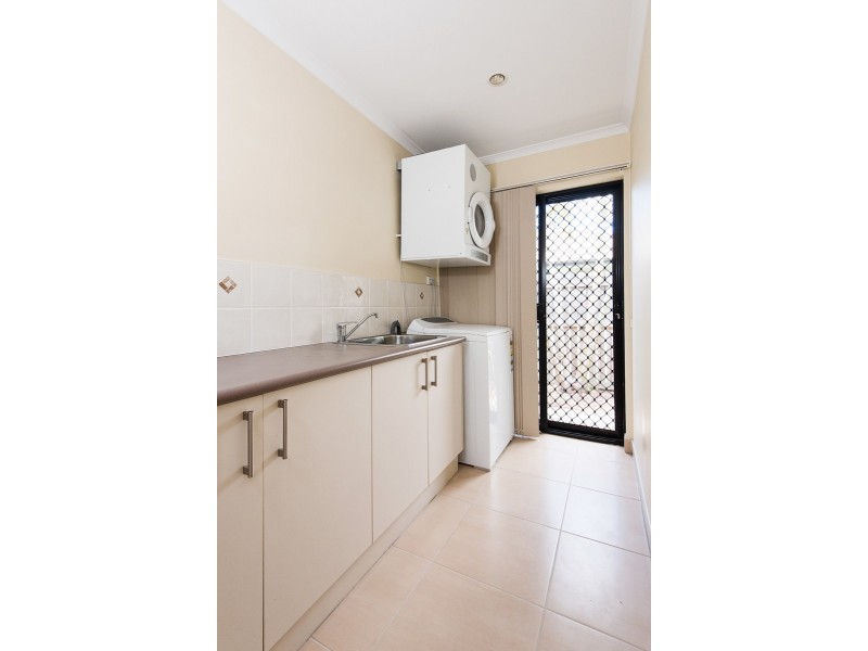 4 Mussett Court, Glenella QLD 4740