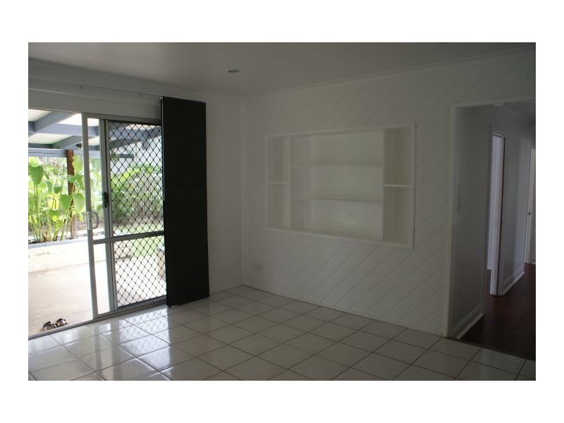 3 Wren Street, Slade Point QLD 4740