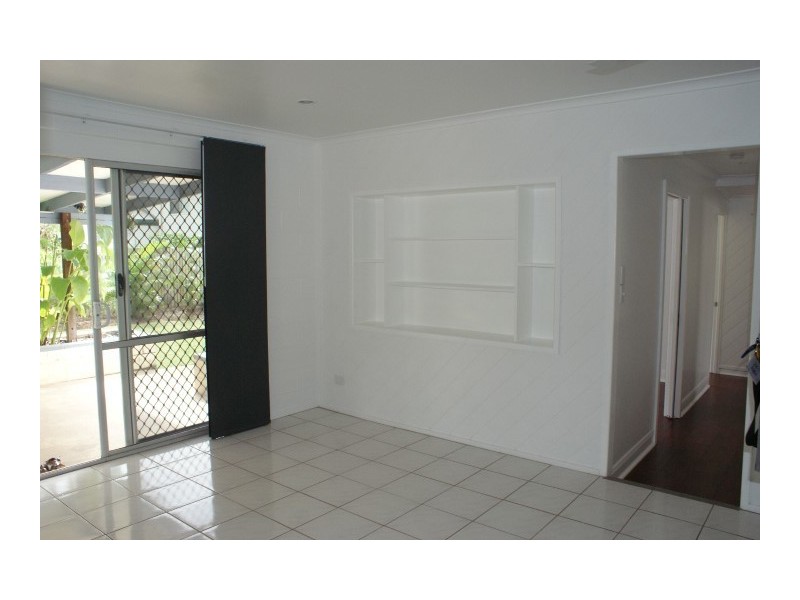 3 Wren Street, Slade Point QLD 4740