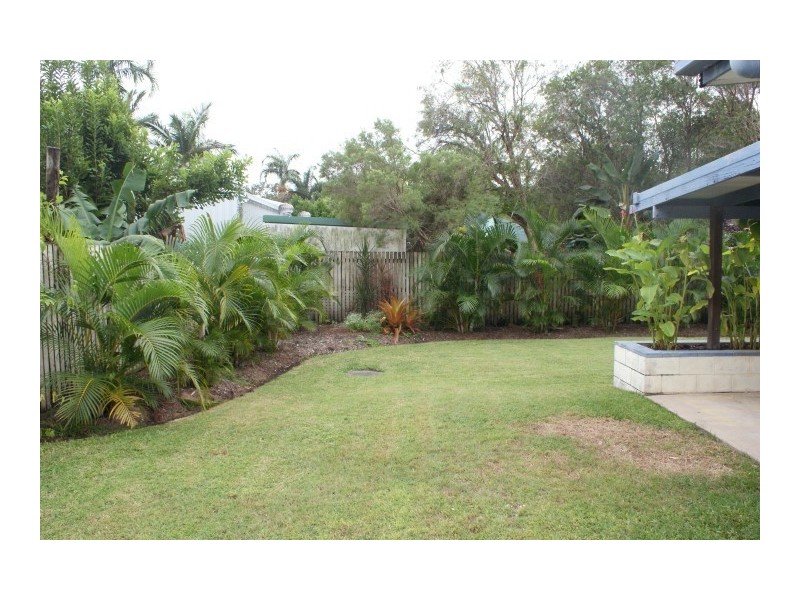 3 Wren Street, Slade Point QLD 4740