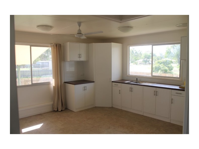 15 Cassia Court, Nebo QLD 4742