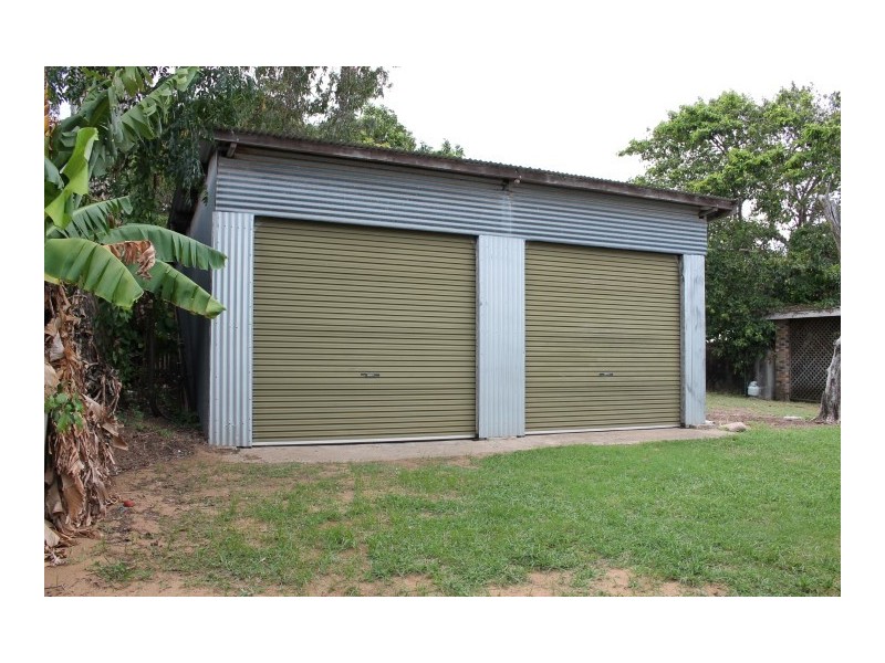 26 Ward Esplanade, Ball Bay QLD 4741