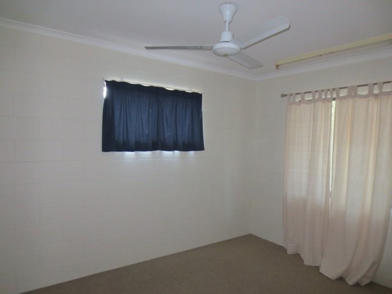 32 Melaleuca Street, Slade Point QLD 4740