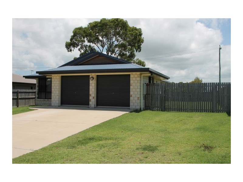 6 Lilian Avenue, Eimeo QLD 4740