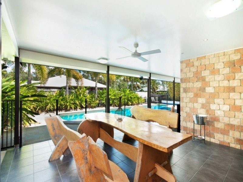 2 Friarbird Avenue, Blacks Beach QLD 4740