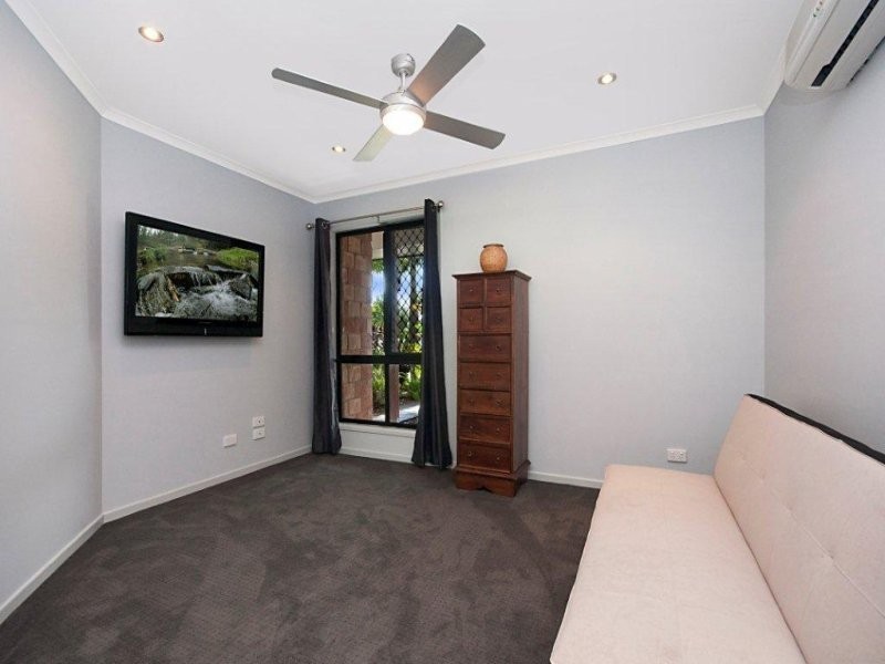2 Friarbird Avenue, Blacks Beach QLD 4740