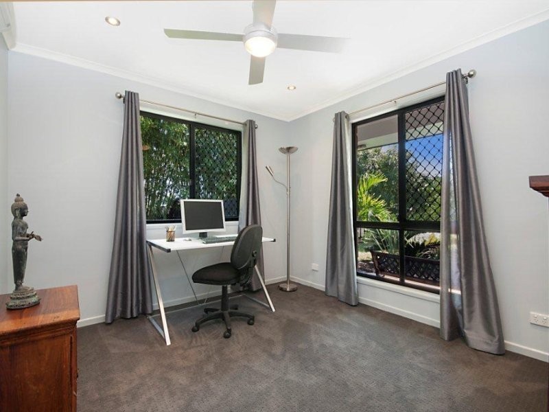 2 Friarbird Avenue, Blacks Beach QLD 4740