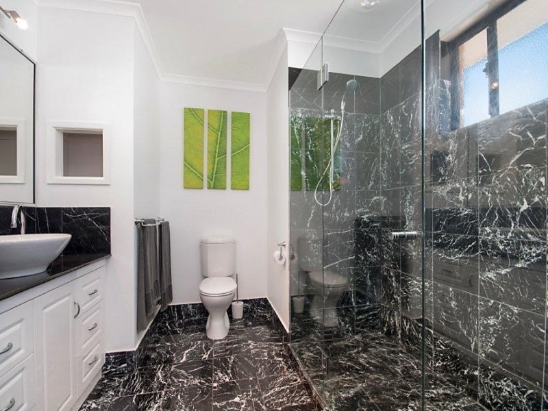 2 Friarbird Avenue, Blacks Beach QLD 4740