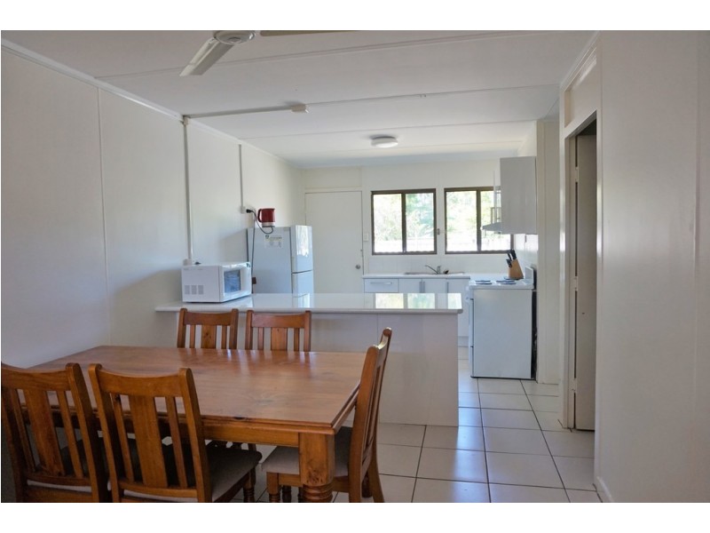2/3 Skylark Street, Slade Point QLD 4740