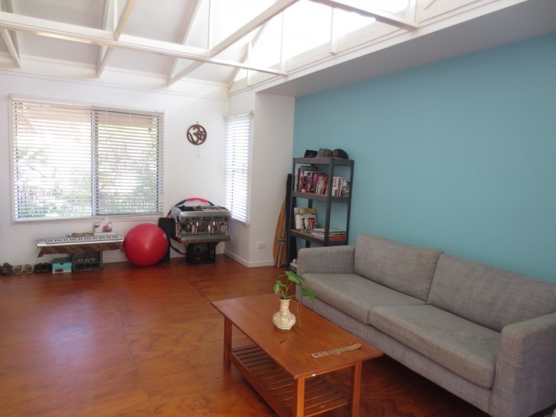 1 Grace Crescent, Slade Point QLD 4740