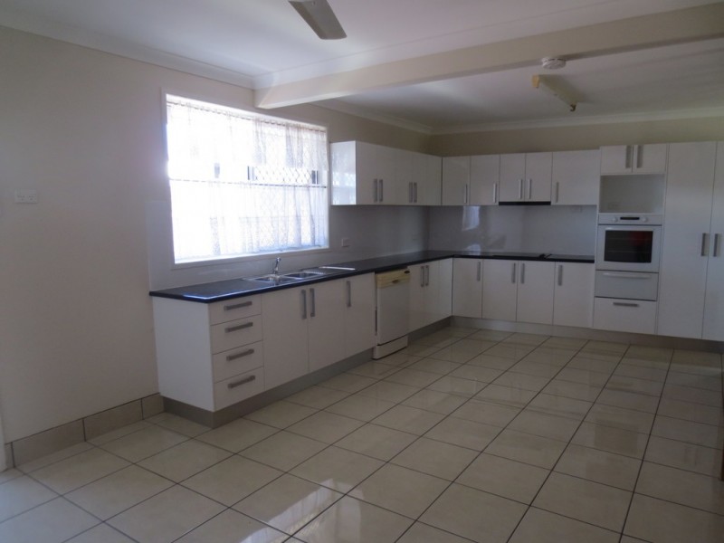 21 Michael Moohin Drive, Slade Point QLD 4740