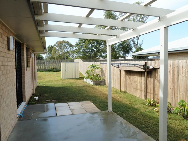 24 Schooner Avenue, Shoal Point QLD 4750