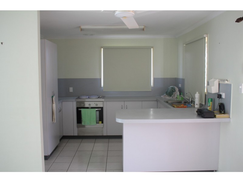 17 Ridgway Court, Marian QLD 4753
