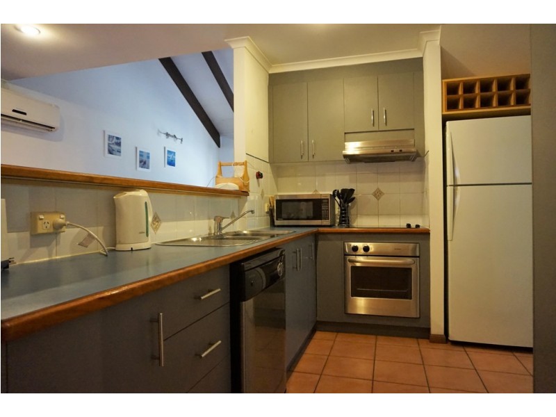 Unit 2/3 Goldston Street, North Mackay QLD 4740