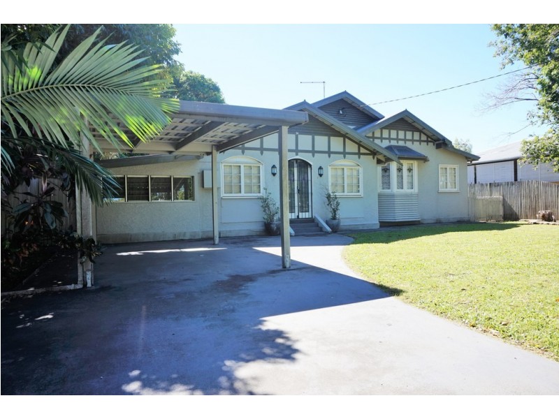 34 Tait Street, West Mackay QLD 4740