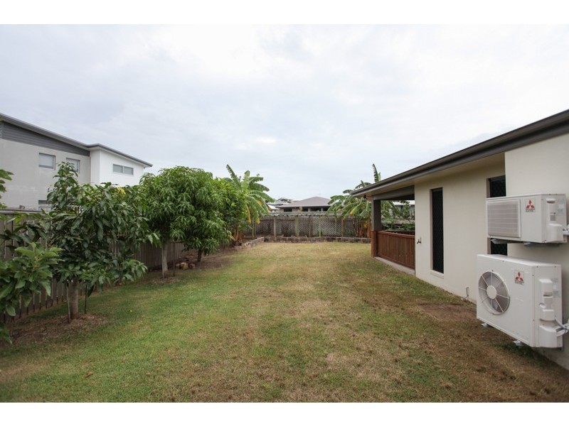 109 Dawson Blvd, Rural View QLD 4740