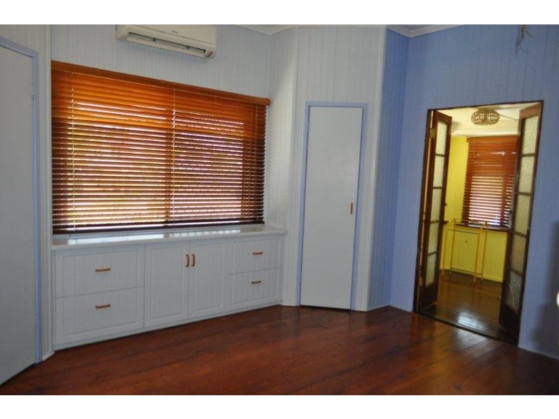 51 Mogford Street, West Mackay QLD 4740