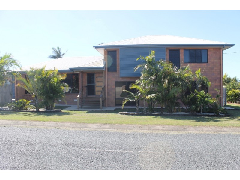 18 ***APPLICATIONS CLOSED*** Luscombe Street, Walkerston QLD 4751