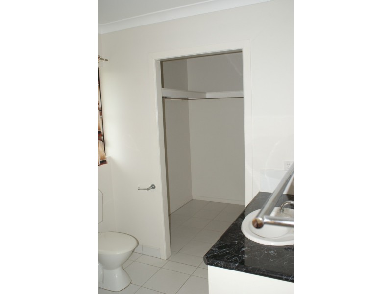 18 ***APPLICATIONS CLOSED*** Luscombe Street, Walkerston QLD 4751