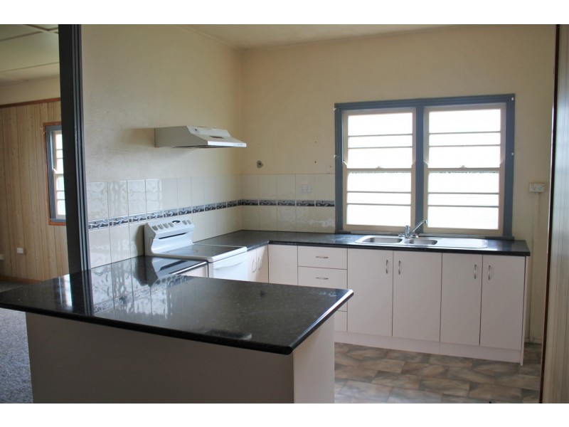 13 Queen Street, North Mackay QLD 4740