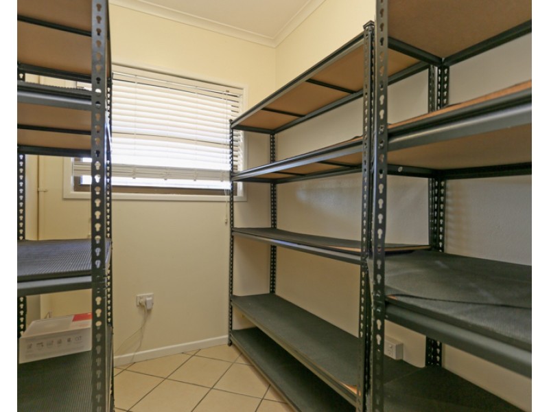 17 Churchill Avenue, Ooralea QLD 4740