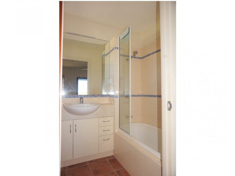 1/32 Bassett Street, North Mackay QLD 4740
