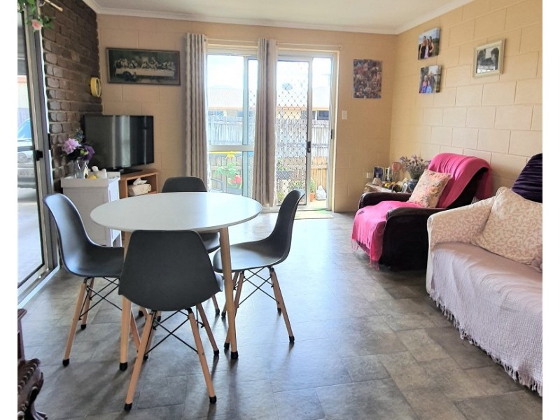 1-2/22 Luscombe Street, Walkerston QLD 4751