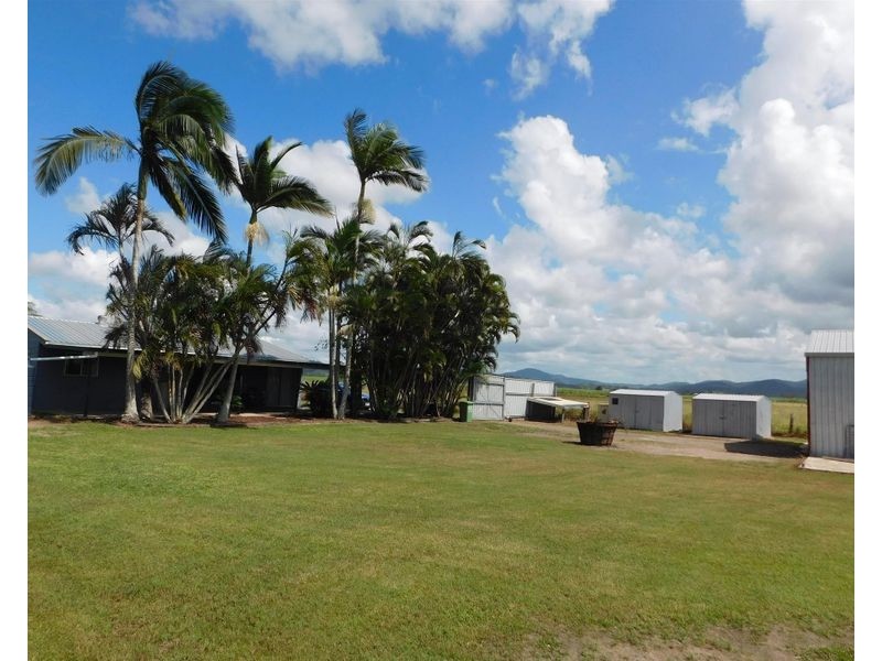 58 Huntly Road, Sarina QLD 4737