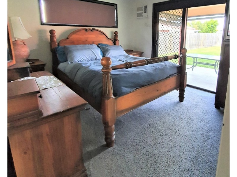 33 Wheeler Drive, Glenella QLD 4740