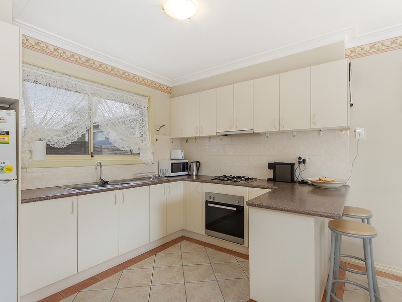 1/27 Hampton Road, Essendon West VIC 3040