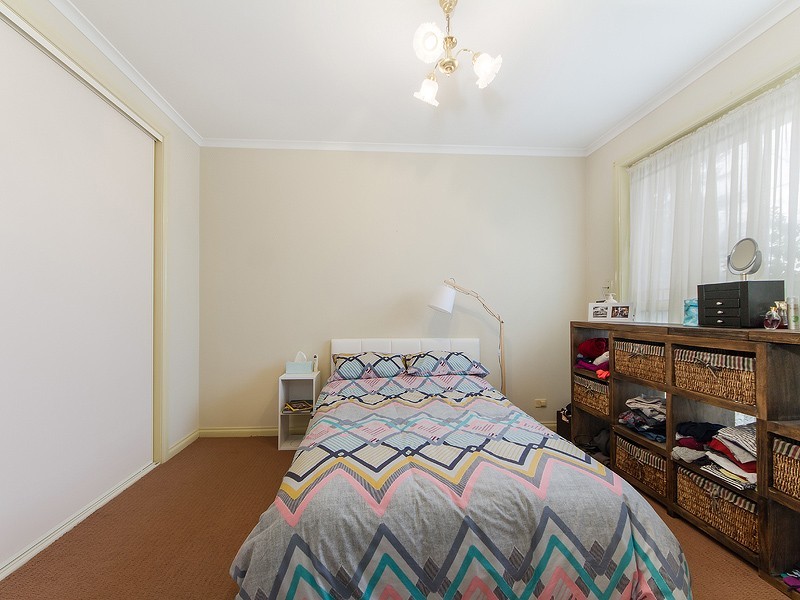 1/27 Hampton Road, Essendon West VIC 3040