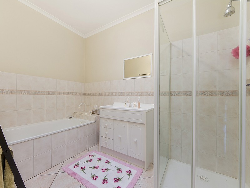 1/27 Hampton Road, Essendon West VIC 3040