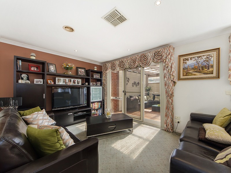 3/17 Afton Street, Aberfeldie VIC 3040