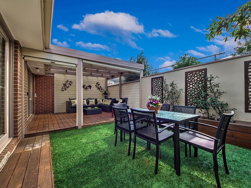 3/17 Afton Street, Aberfeldie VIC 3040