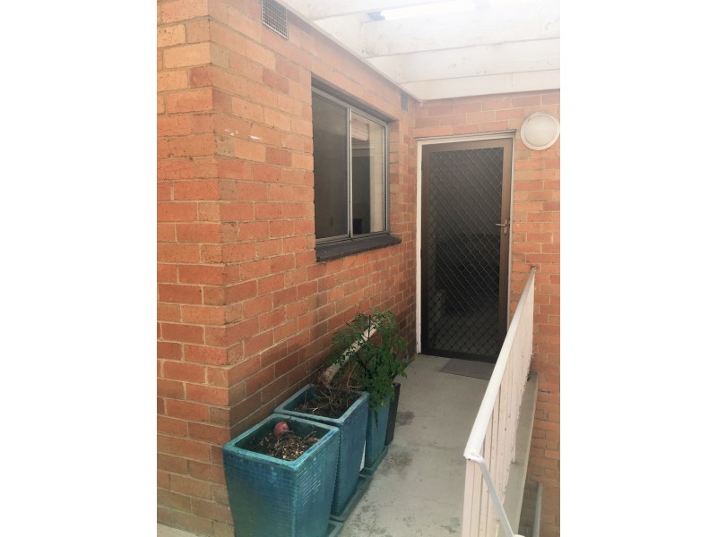 4/28 Warner Street, Essendon VIC 3040