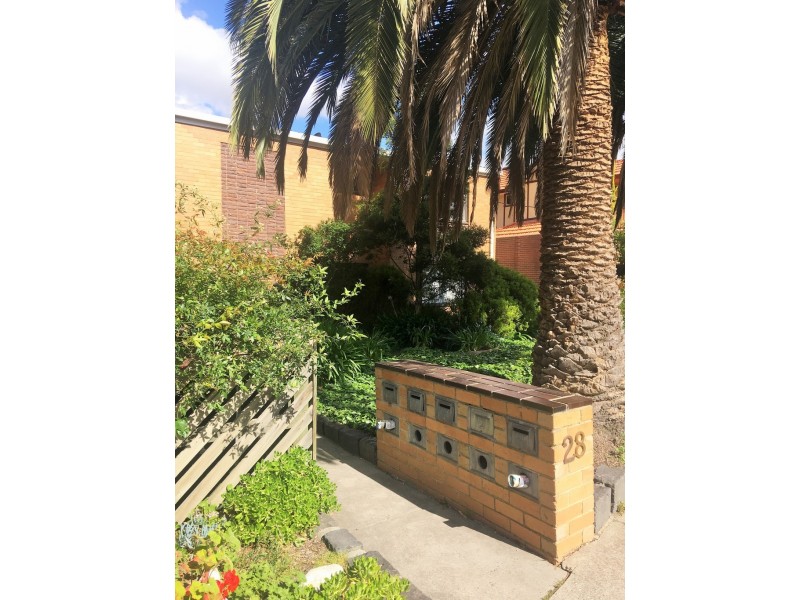 4/28 Warner Street, Essendon VIC 3040