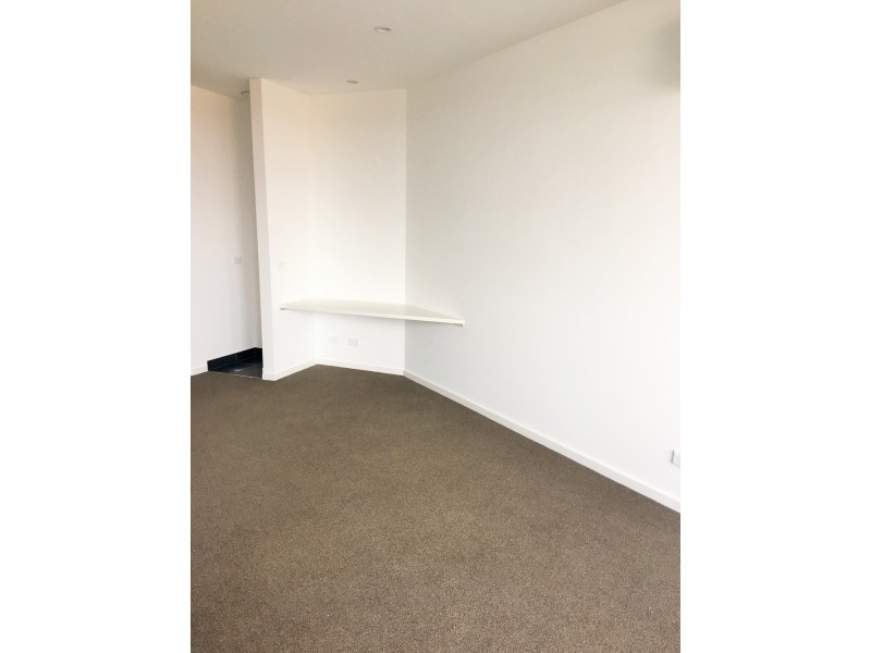 217/24 Leake Street, Essendon VIC 3040