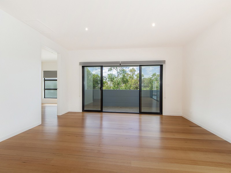 4/37 Hillside Grove, Airport West VIC 3042